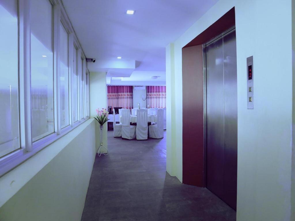 King & Queen Hotel Monywa Εξωτερικό φωτογραφία